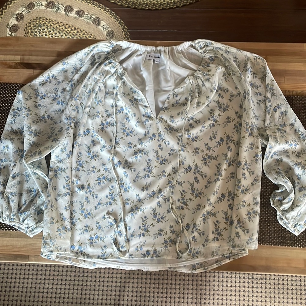 NWOT- Sundance catalog top
